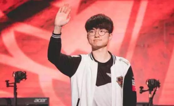 萨里是一位 萨里是一位